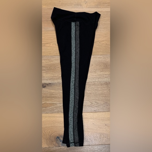 VUORI Racer High Rise Legging Black-Grey Size L - Picture 12 of 12